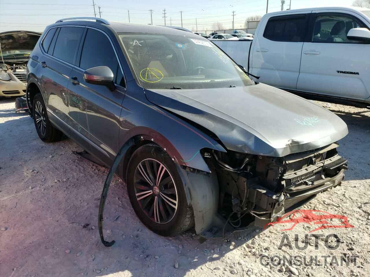 VOLKSWAGEN TIGUAN 2018 - 3VV2B7AX6JM028084