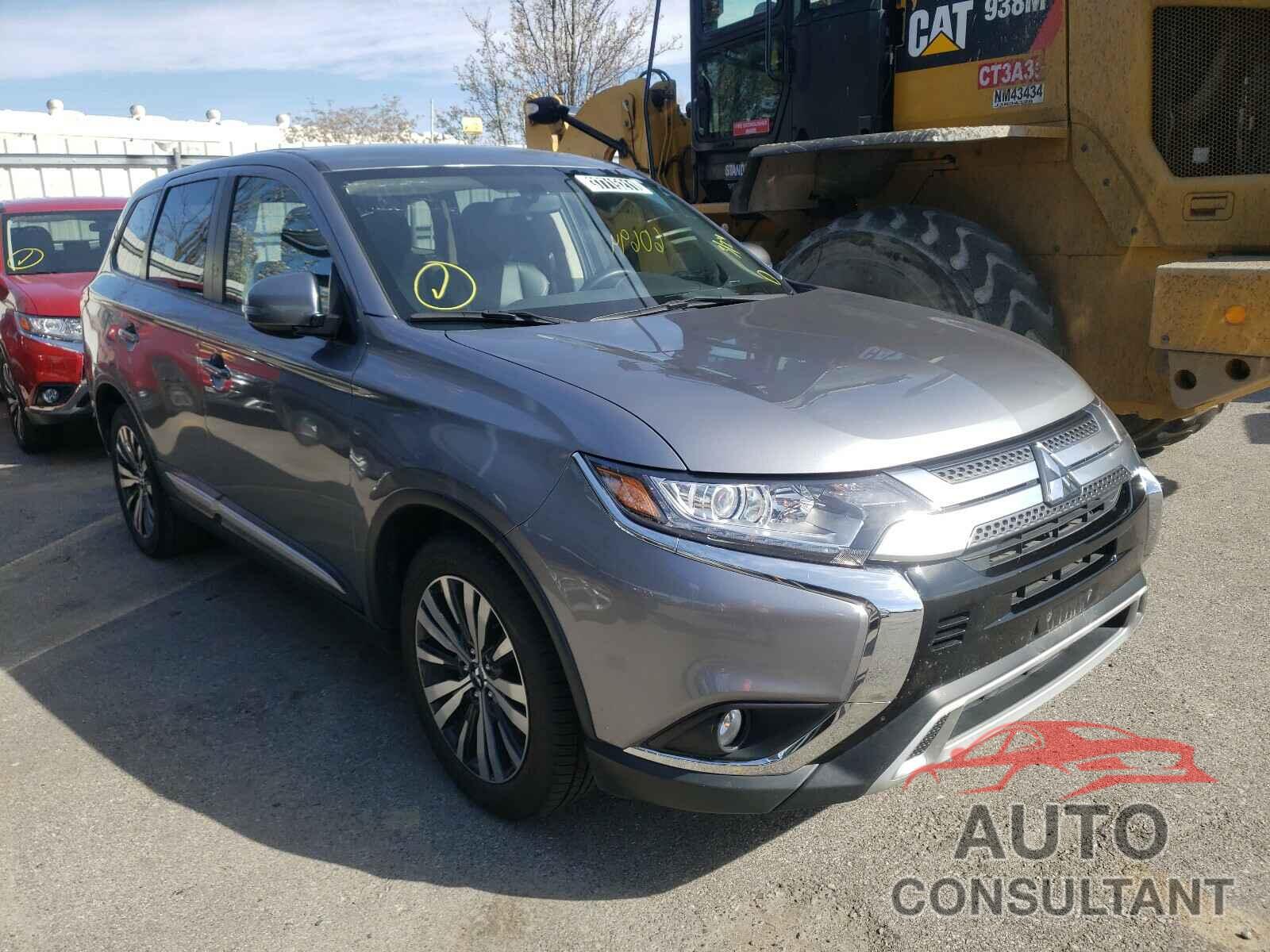 MITSUBISHI OUTLANDER 2019 - JA4AD3A3XKZ034345
