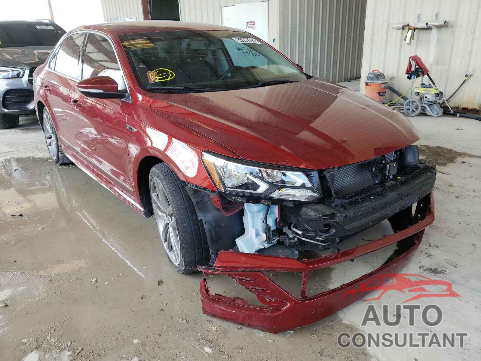 VOLKSWAGEN PASSAT 2017 - 1VWDT7A33HC040283