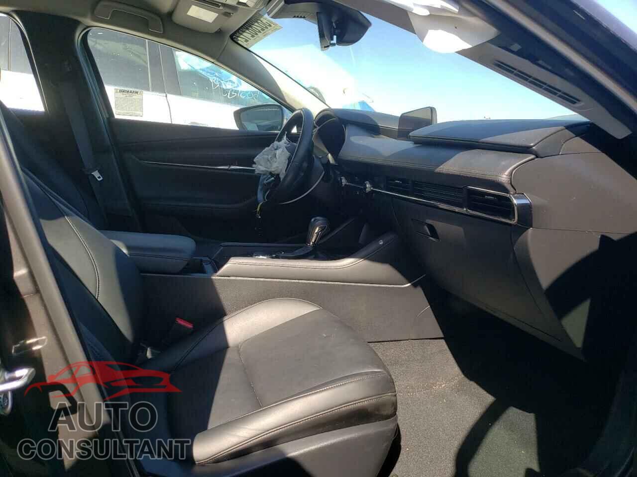 MAZDA 3 2019 - JM1BPACL4K1109963