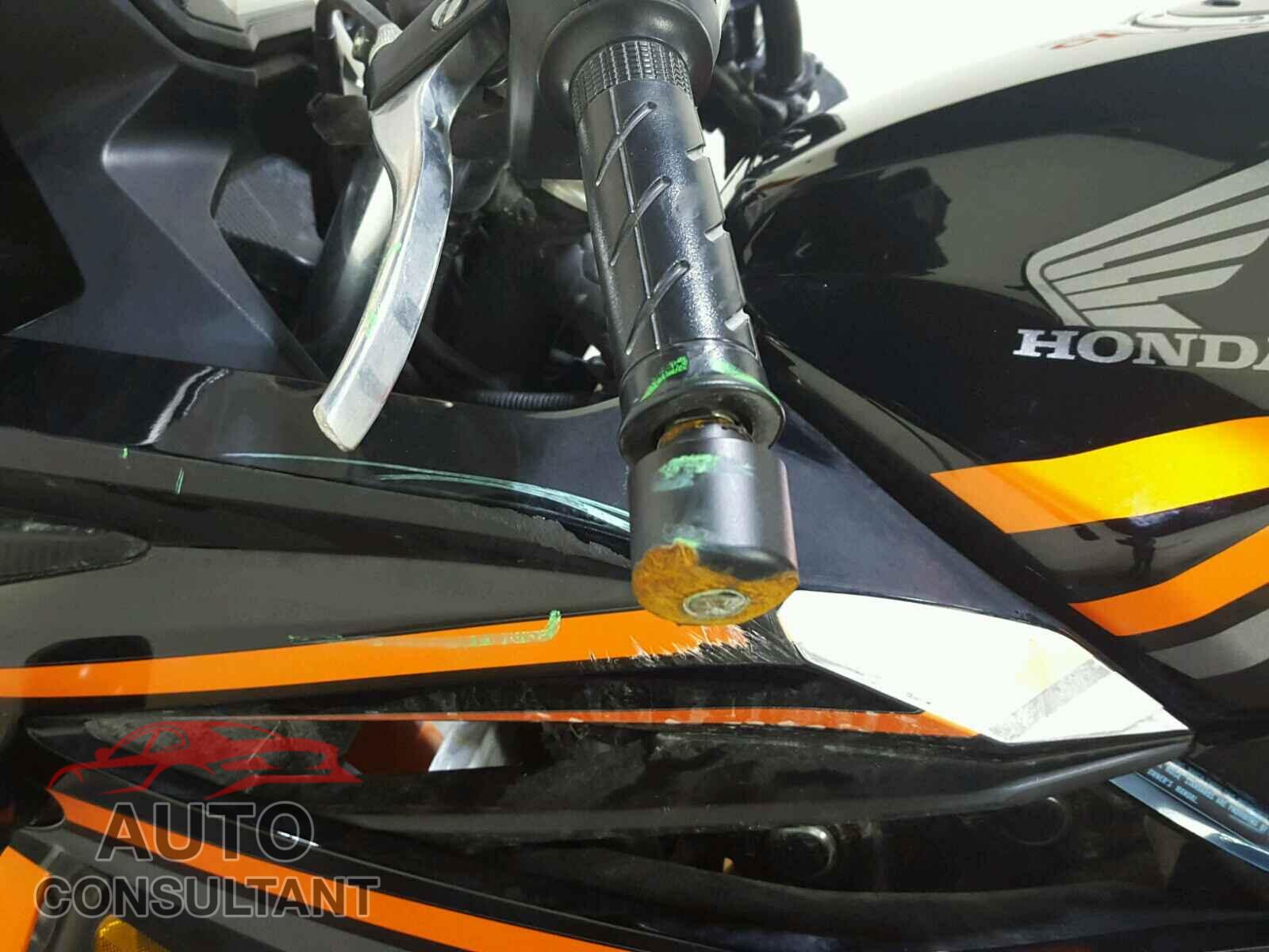 HONDA CBR500 2017 - MLHPC4468H5400315