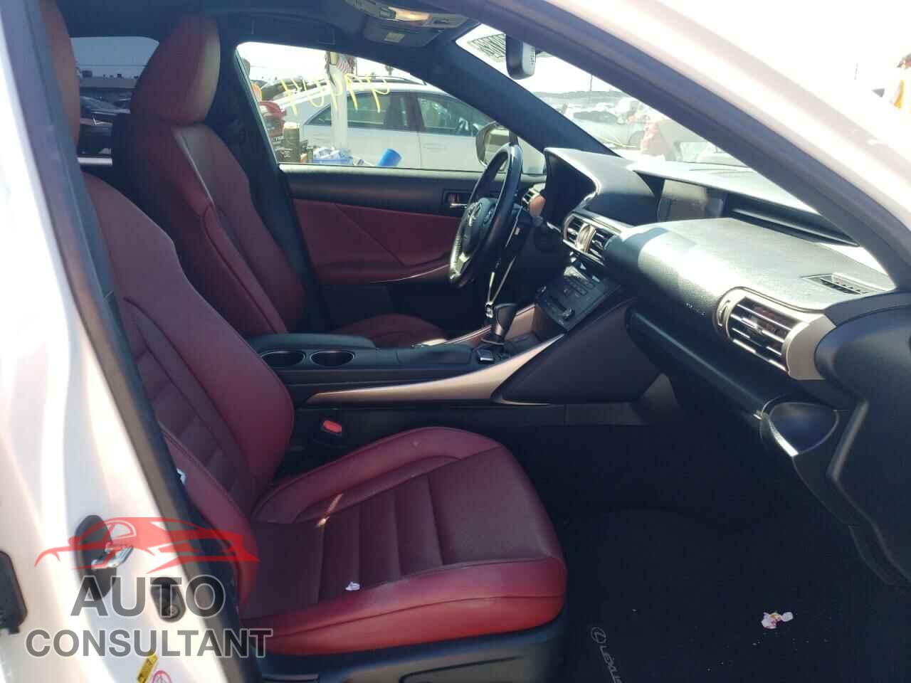 LEXUS IS 2016 - JTHBA1D20G5036077