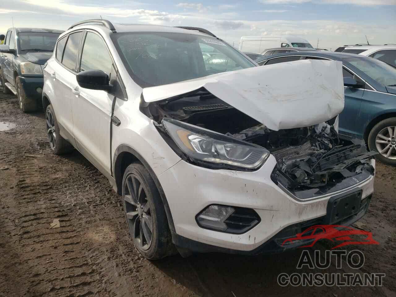FORD ESCAPE 2017 - 1FMCU9GDXHUB52852