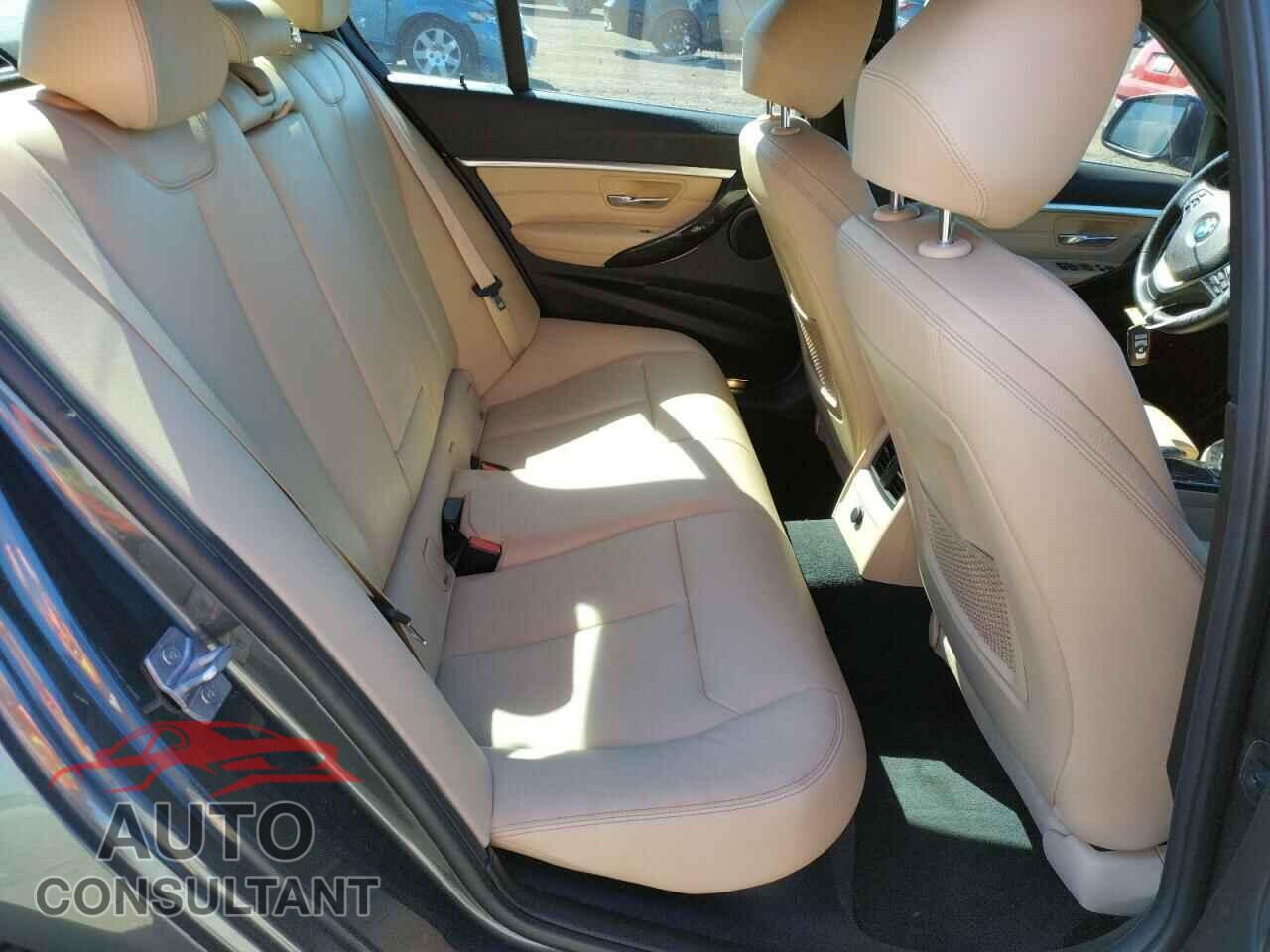 BMW 3 SERIES 2017 - WBA8E1C3XHA156694