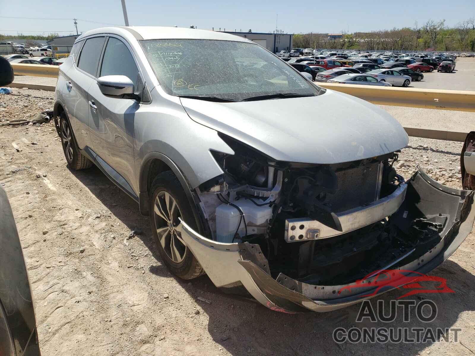 NISSAN MURANO 2019 - 5N1AZ2MJ7KN135552