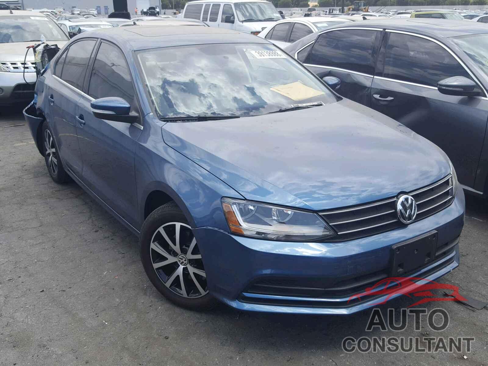 VOLKSWAGEN JETTA 2017 - 3VWDB7AJ8HM321091
