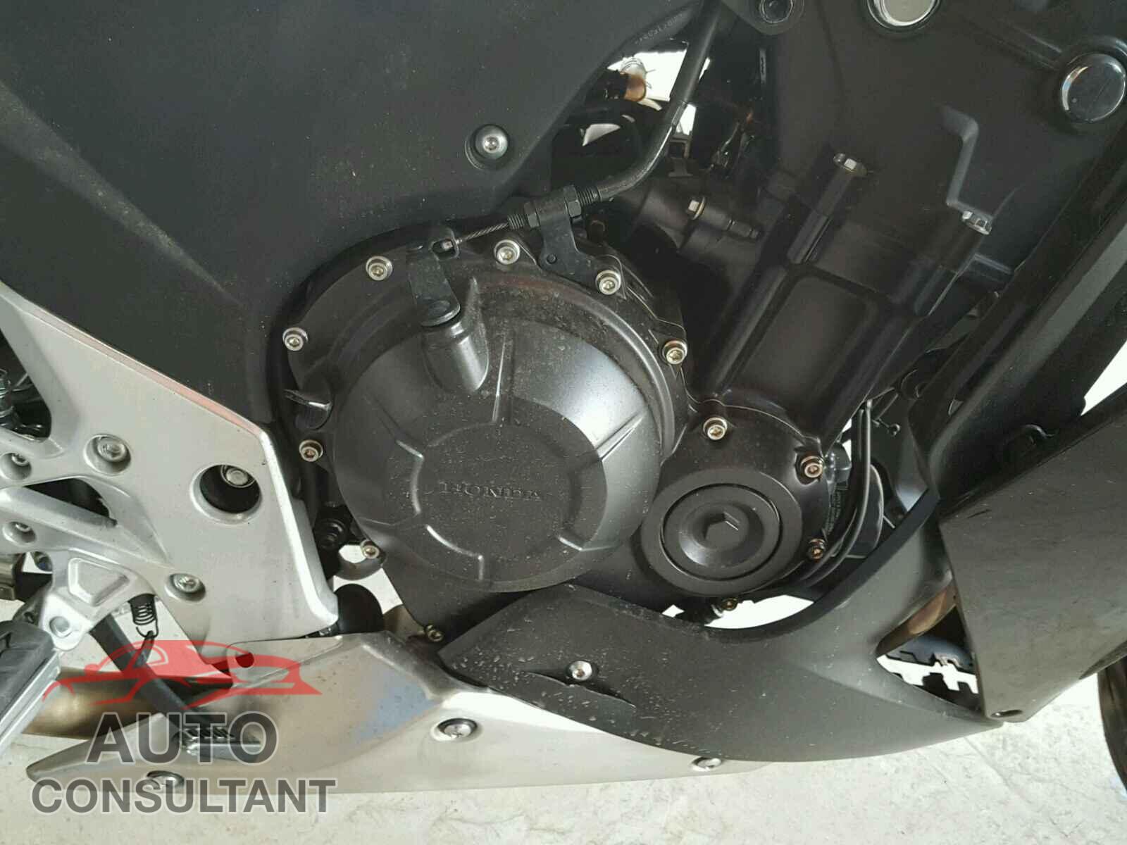 HONDA CBR500 R 2015 - MLHPC4416F5200230