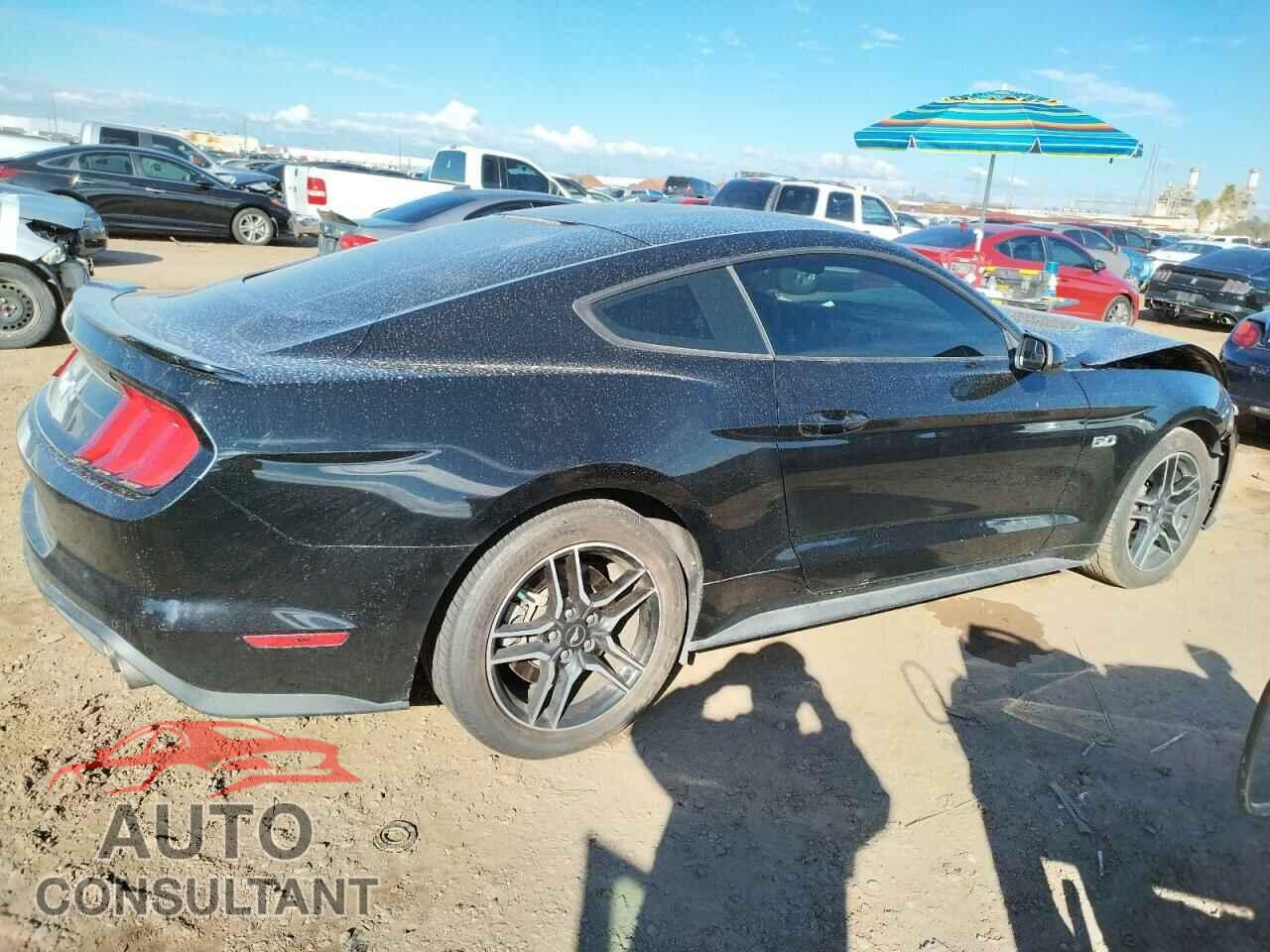 FORD MUSTANG 2018 - 1FA6P8CF0J5105281