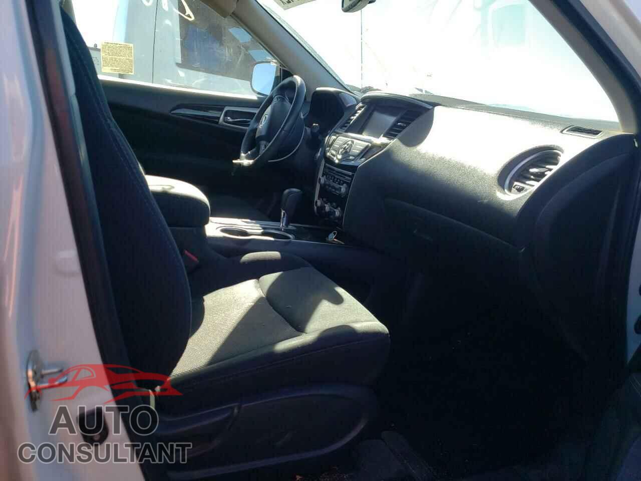 NISSAN PATHFINDER 2017 - 5N1DR2MN2HC907265