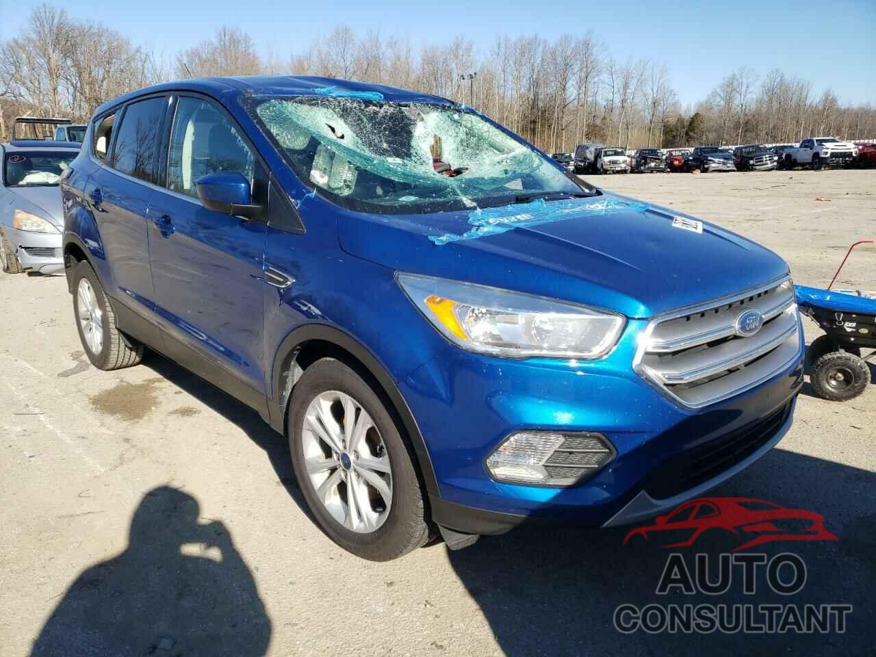 FORD ESCAPE 2017 - 1FMCU0GD0HUE98484