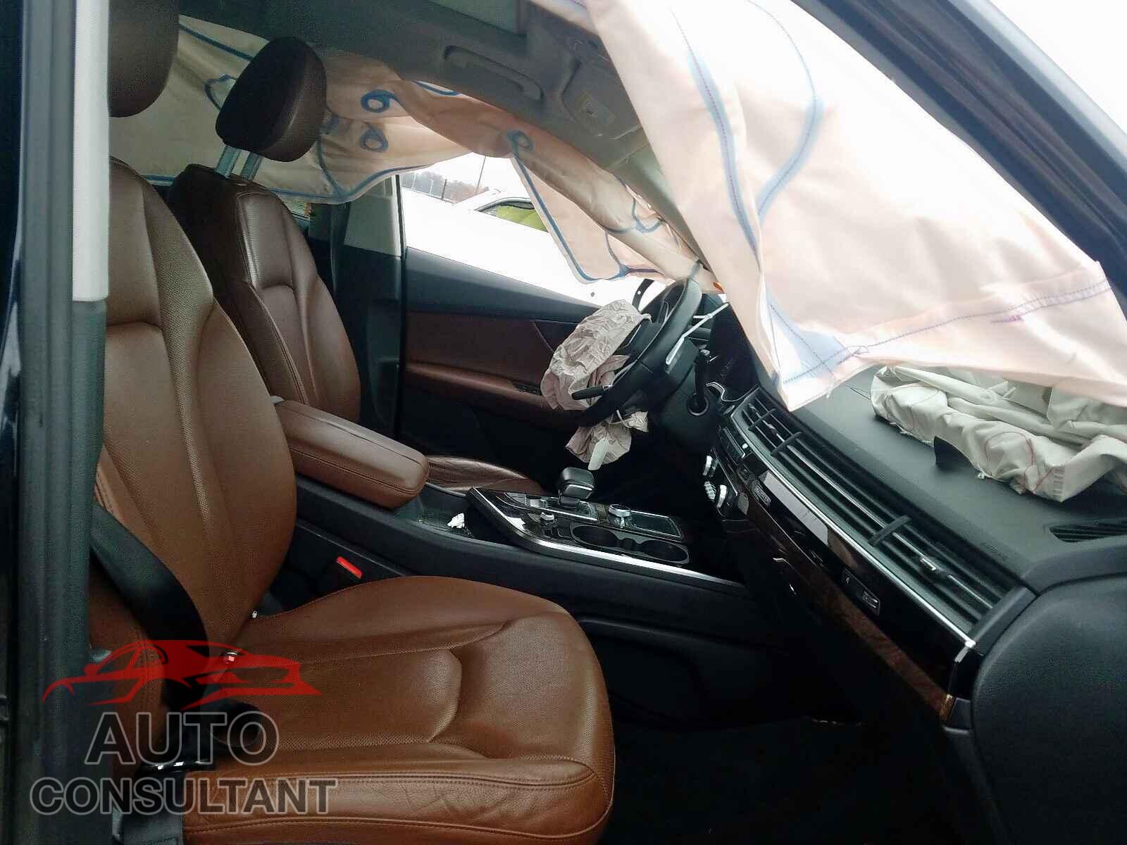 AUDI Q7 2017 - WA1LAAF72HD055200