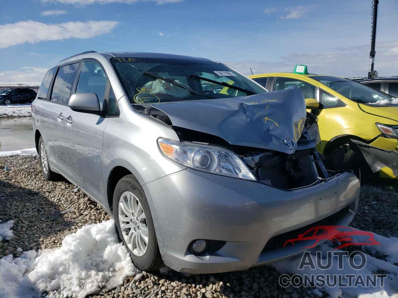 TOYOTA SIENNA 2017 - 5TDYZ3DC7HS880766