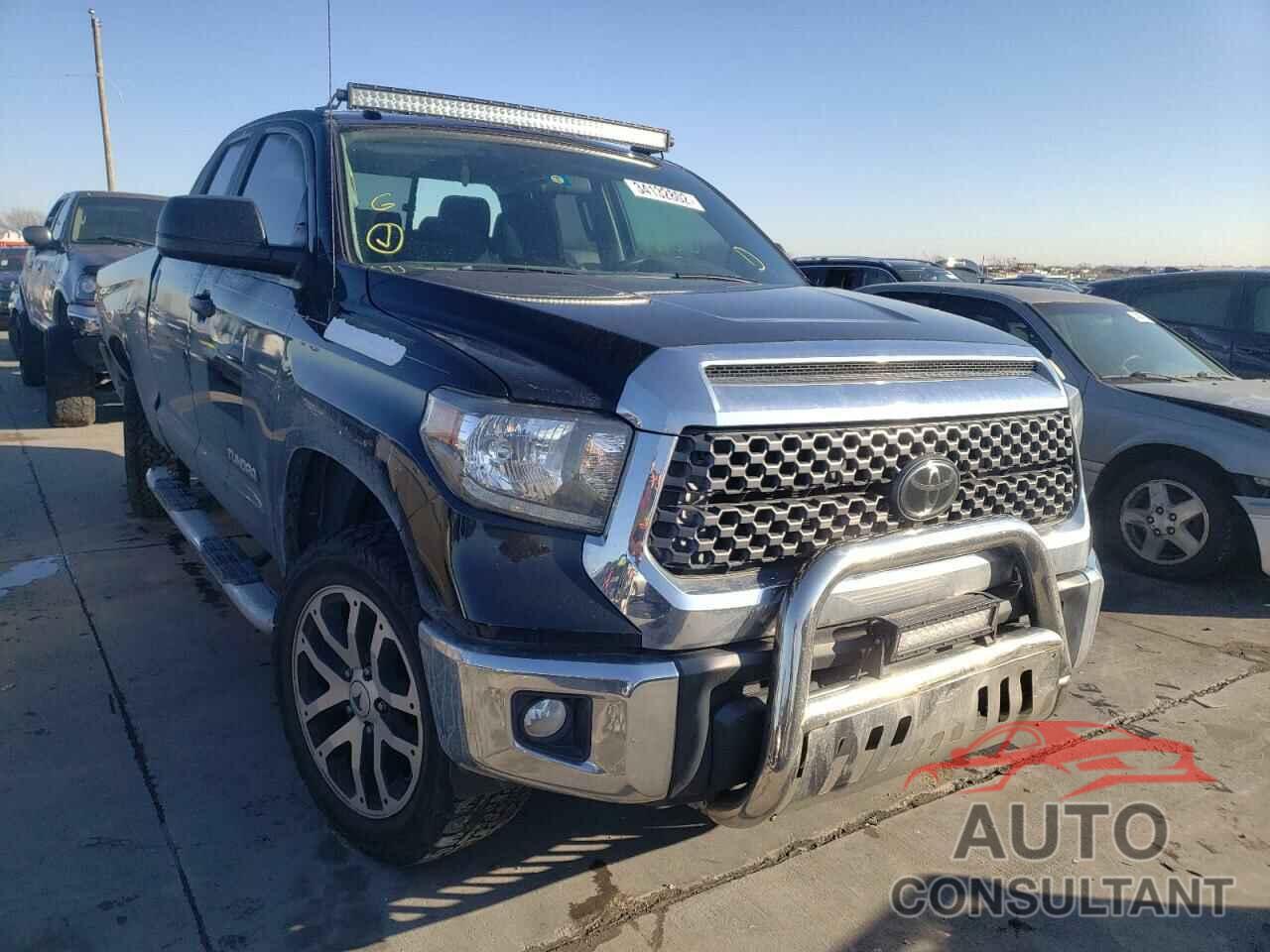 TOYOTA TUNDRA 2018 - 5TFRM5F10JX124495