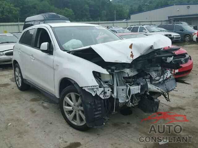 MITSUBISHI OUTLANDER 2015 - 4A4AR3AU2FE001216