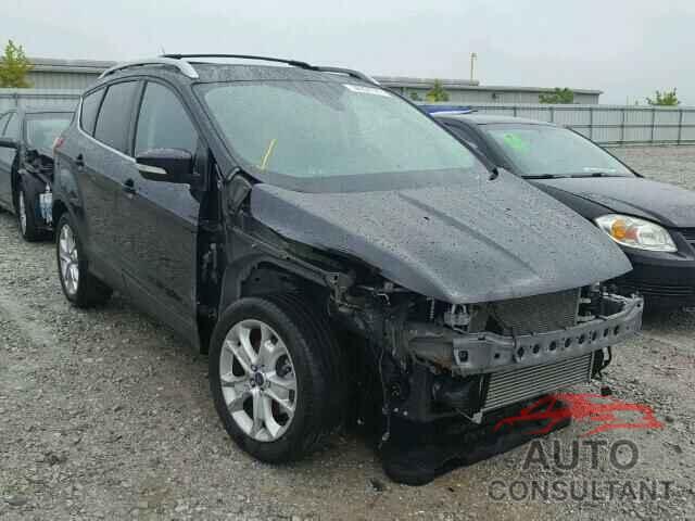 FORD ESCAPE 2015 - 1FMCU0J95FUC07821