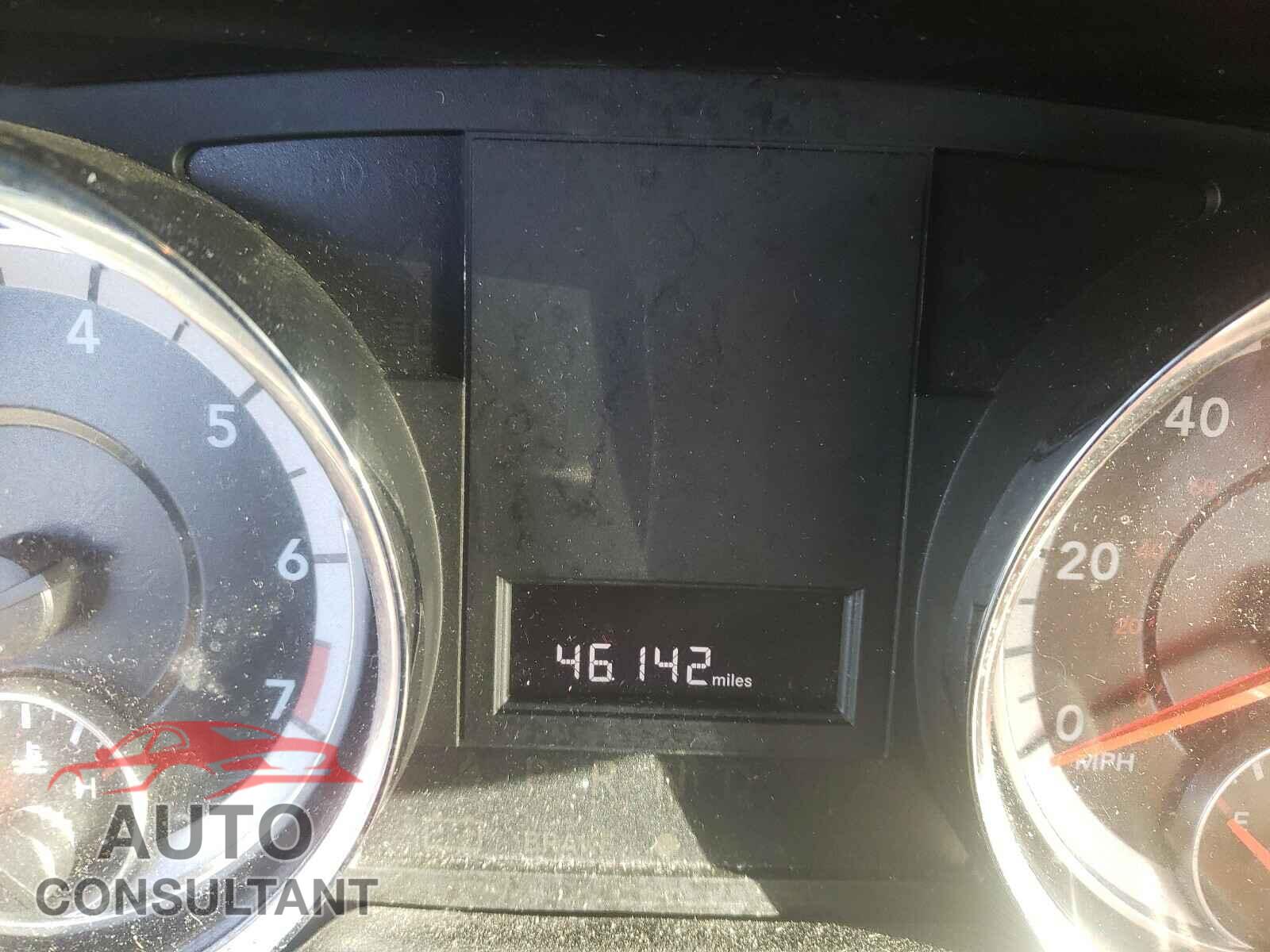 DODGE GRAND CARA 2019 - 2C4RDGCG6KR753473