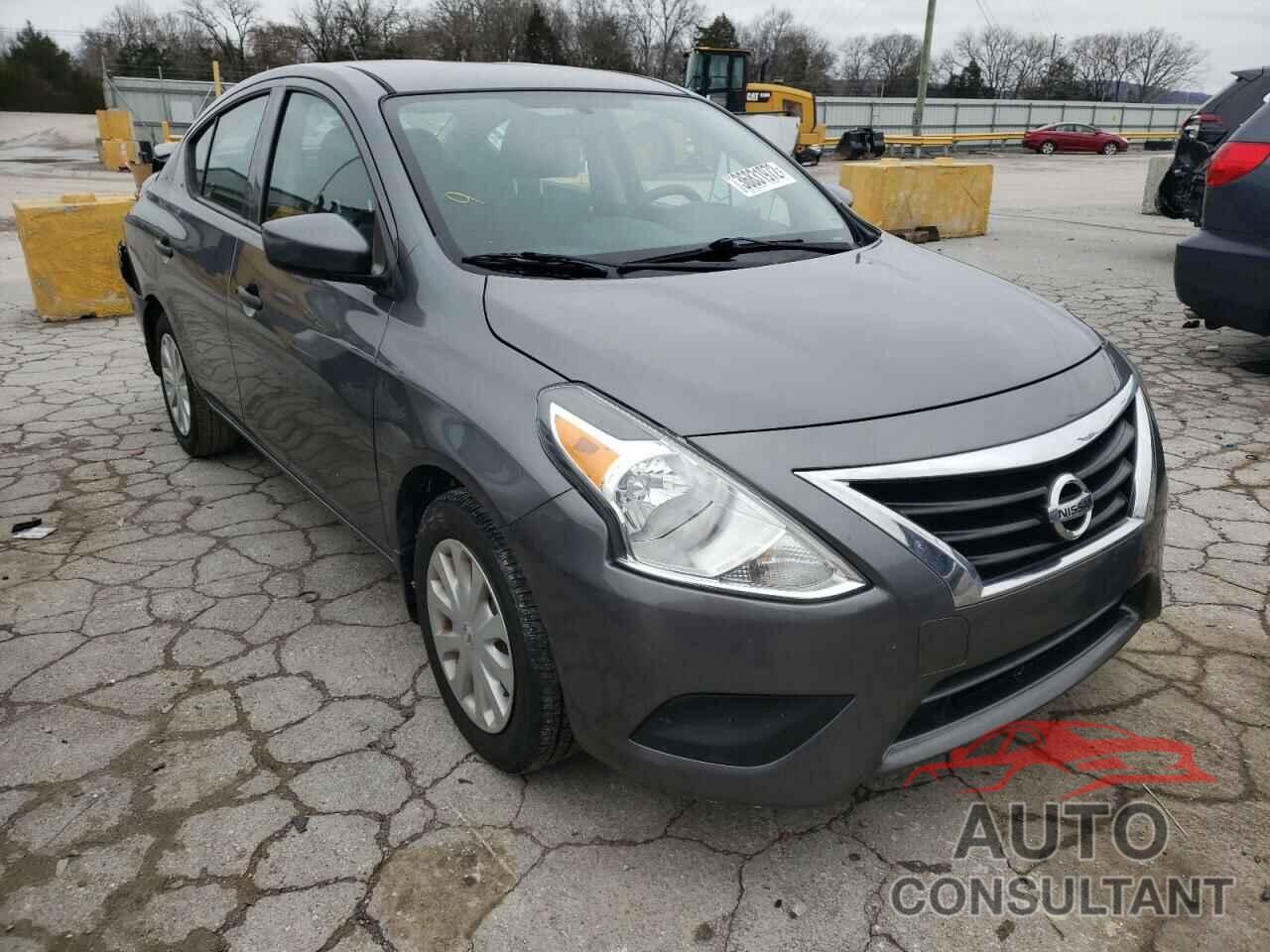 NISSAN VERSA 2018 - 3N1CN7AP9JL838540