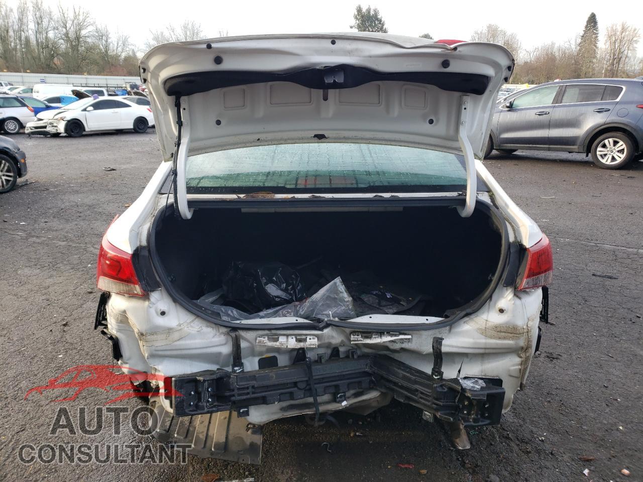 HYUNDAI ACCENT 2019 - 3KPC24A39KE051840