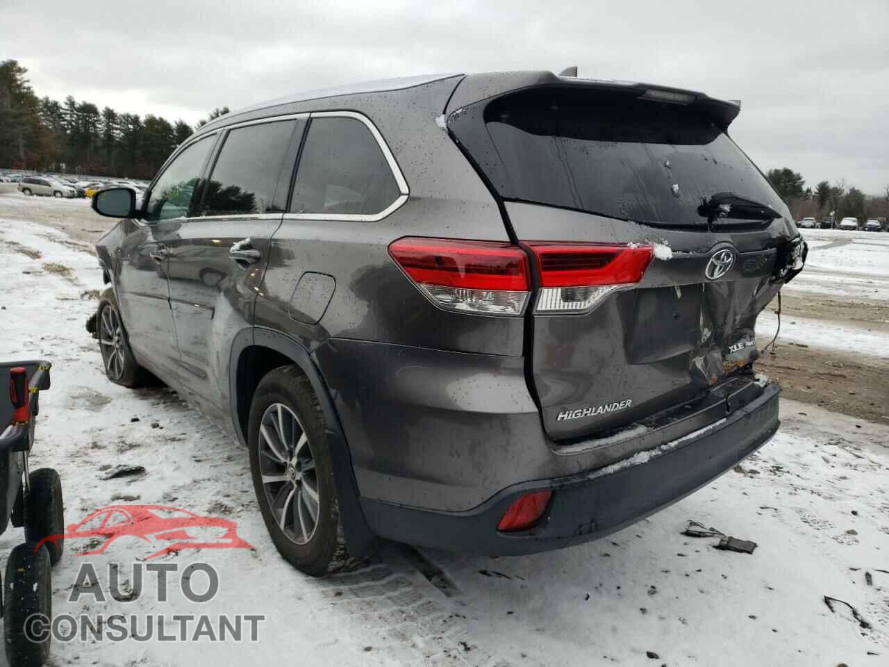 TOYOTA HIGHLANDER 2018 - 5TDJZRFH6JS865520