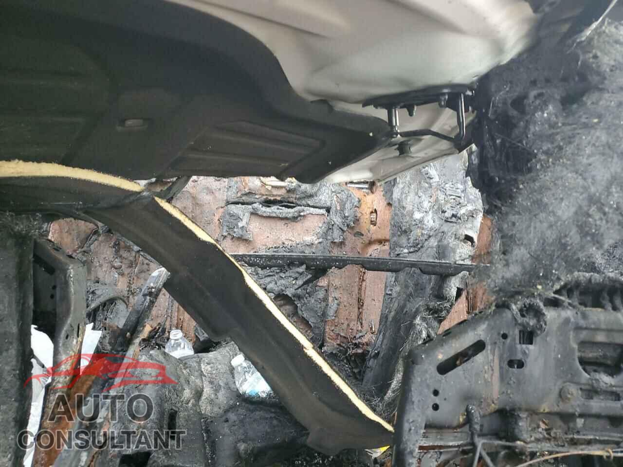 AUDI Q5 2018 - WA1ANAFY0J2026008