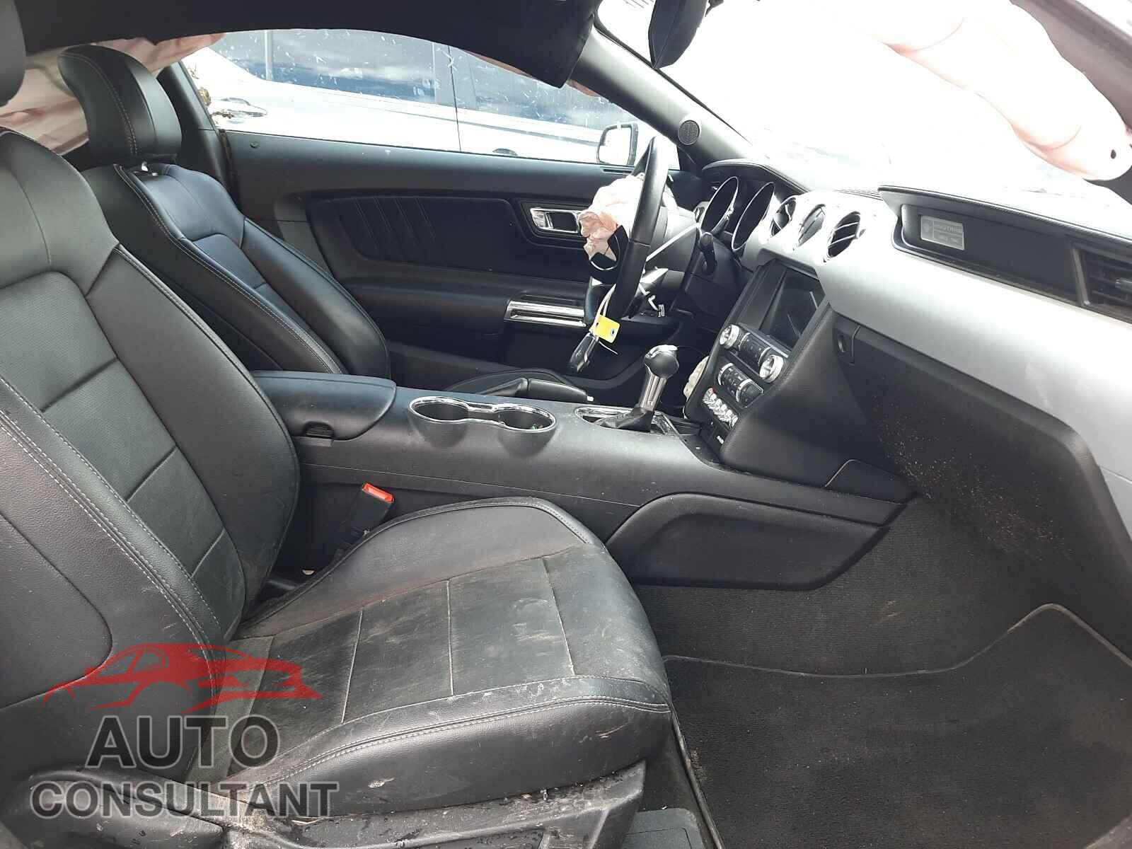 FORD MUSTANG 2017 - 1FA6P8THXH5214908