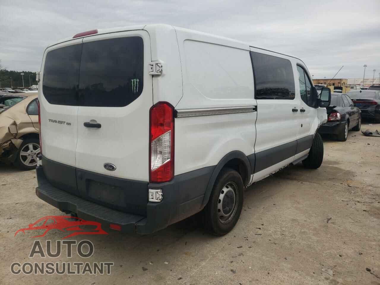 FORD TRANSIT CO 2017 - 1FTYE1YM8HKB27919