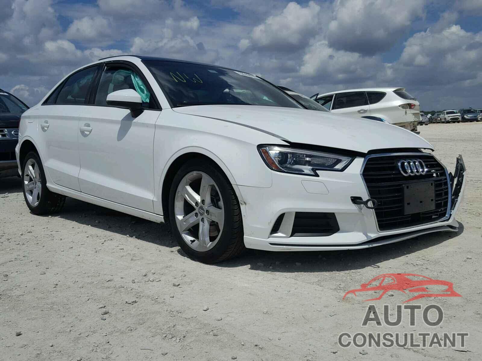 AUDI A3 2018 - WAUAUGFFXJ1025395