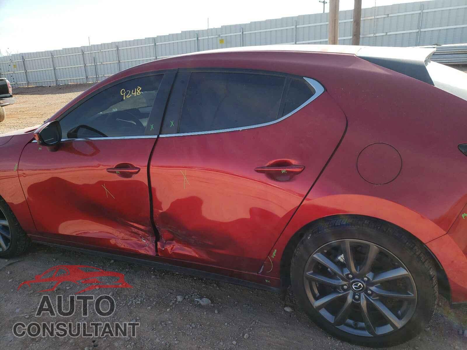 MAZDA 3 2019 - JM1BPBJMXK1124629