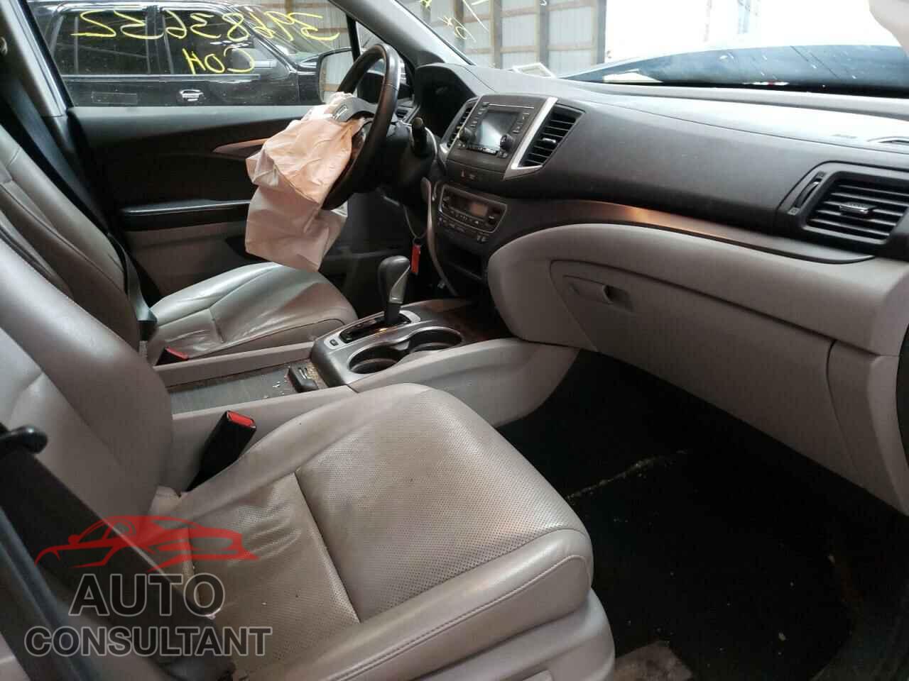 HONDA RIDGELINE 2017 - 5FPYK3F5XHB039619