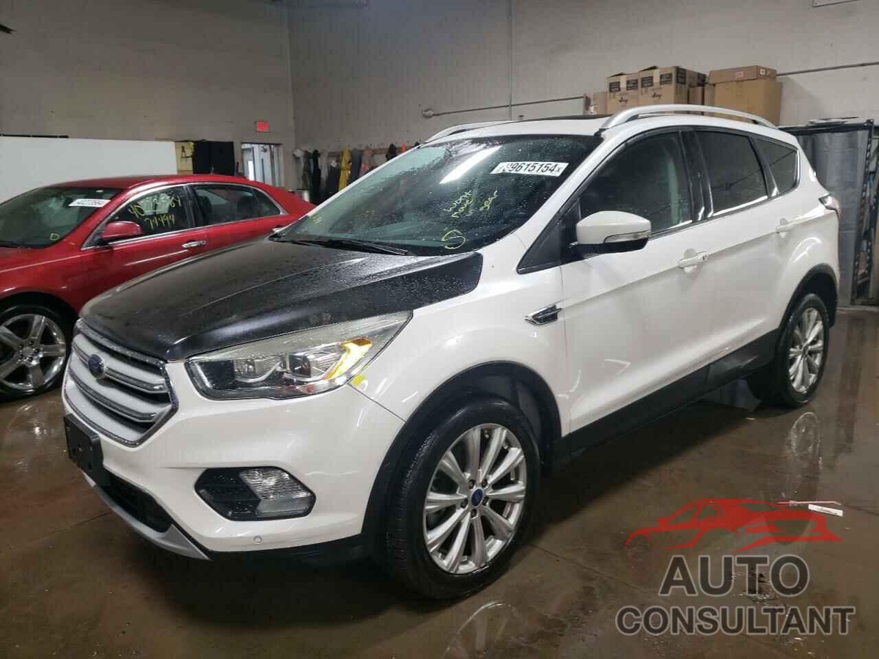 FORD ESCAPE 2018 - 1FMCU0J90JUA07616