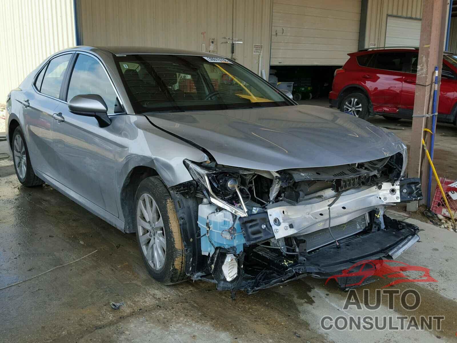 TOYOTA CAMRY 2018 - 4T1BF1FK3HU449209