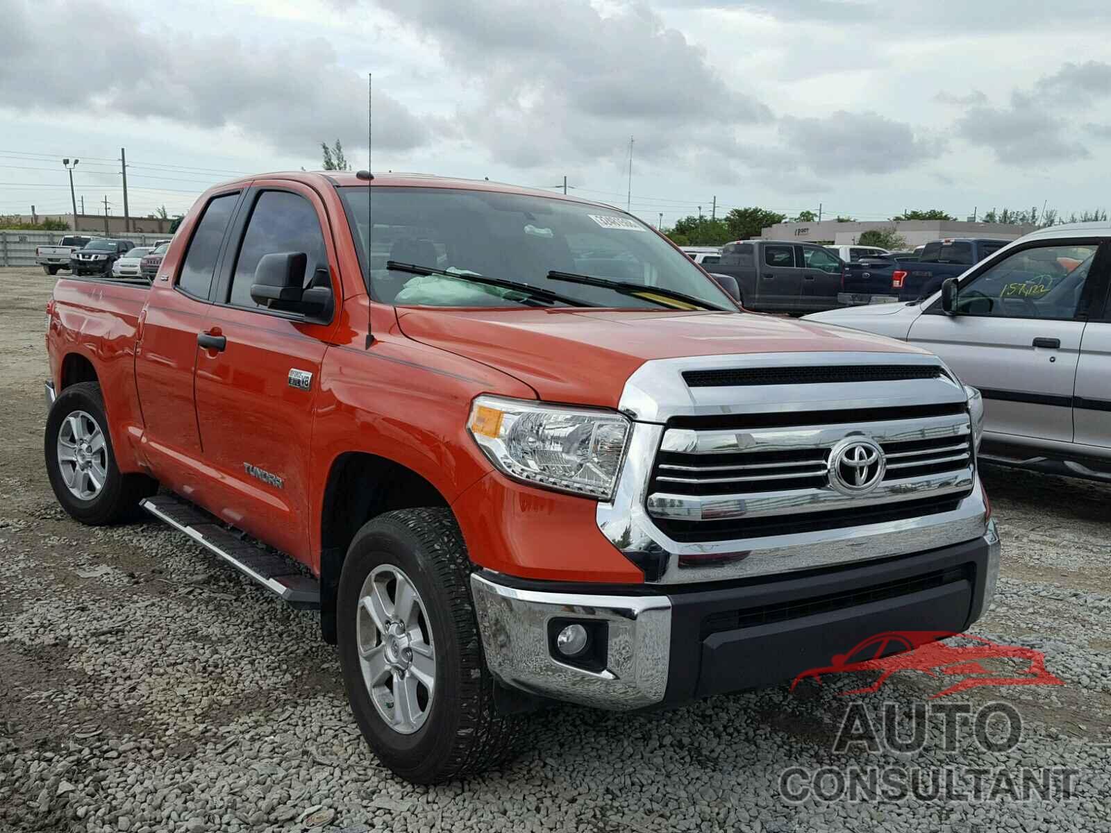 TOYOTA TUNDRA 2017 - 5TFRW5F18HX221500