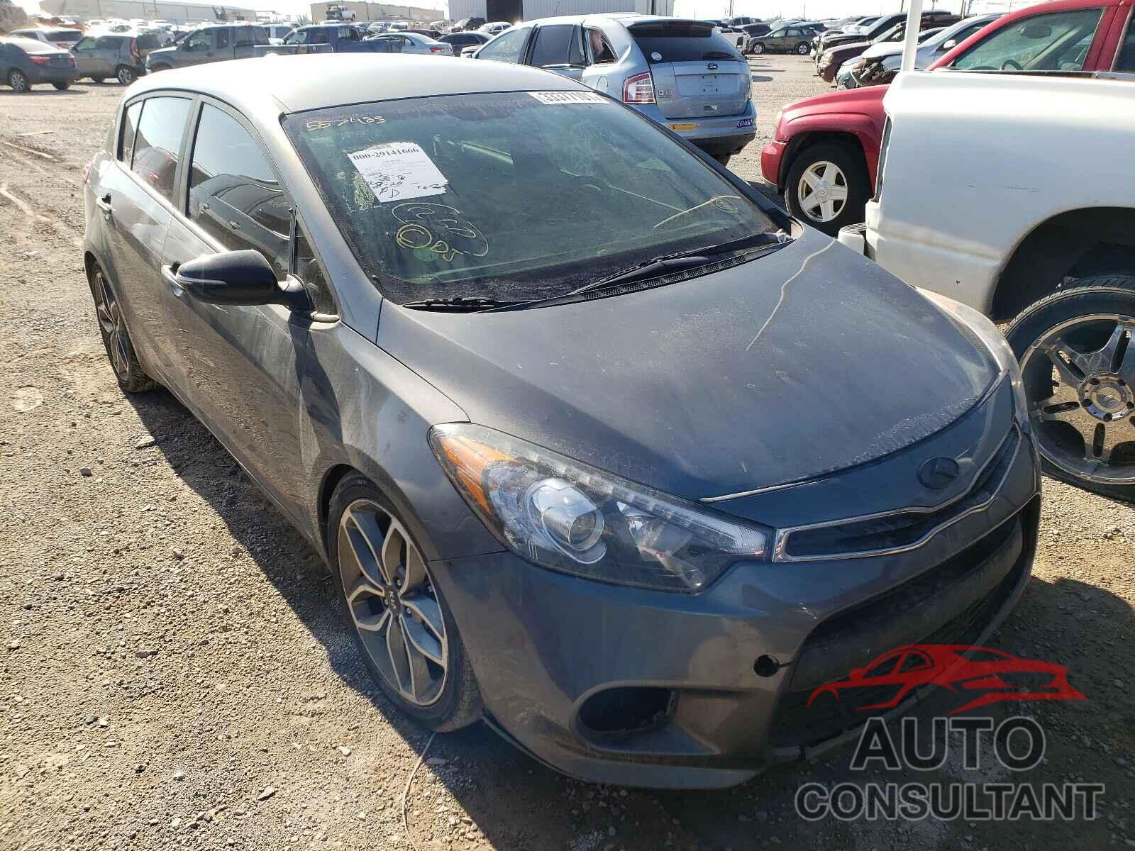 KIA FORTE 2016 - KNAFZ5A3XG5574783