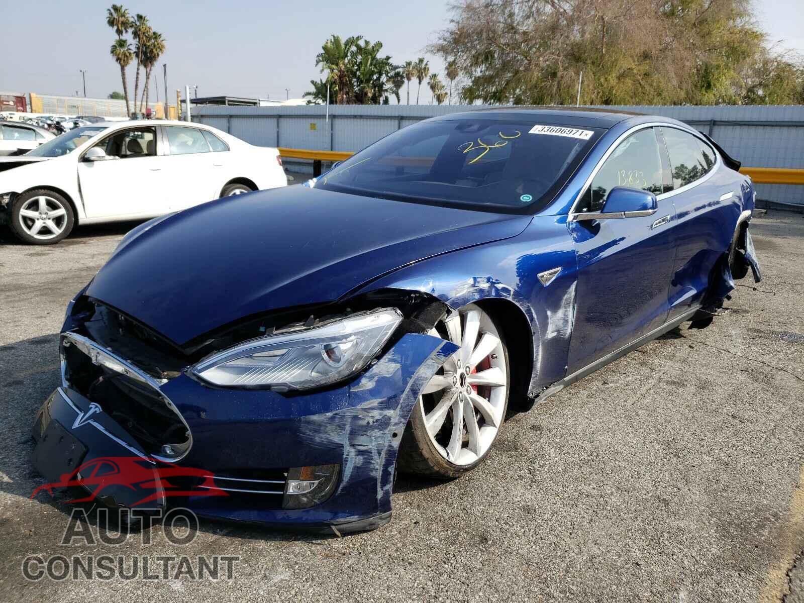 TESLA MODEL S 2016 - 5YJSA1E44GF128275