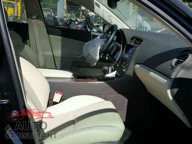 LEXUS IS250 2013 - JTHCF5C29D5063384