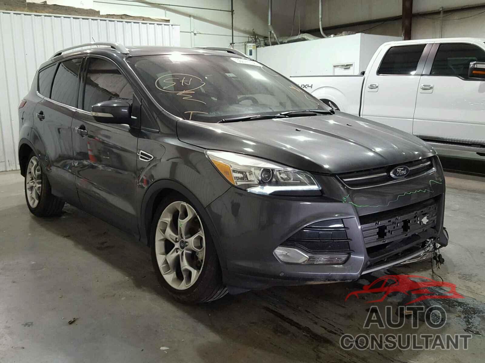 FORD ESCAPE 2015 - 1FMCU0J91FUA07700