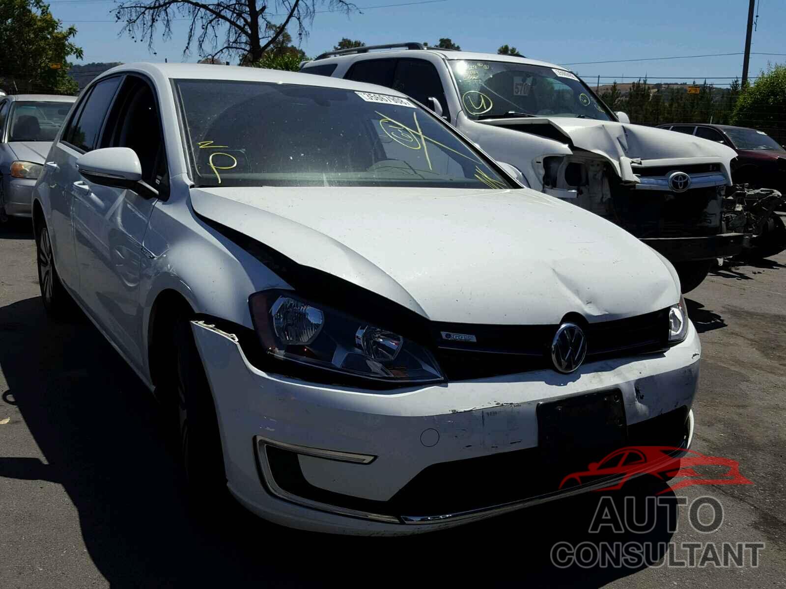 VOLKSWAGEN GOLF 2016 - WVWKP7AU5GW909843