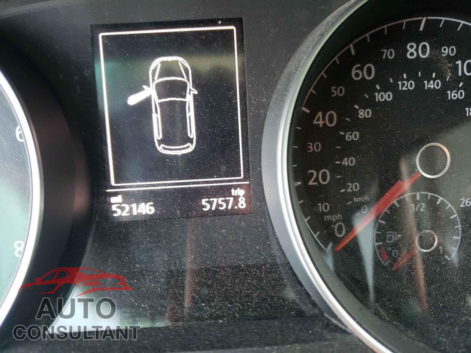 VOLKSWAGEN GOLF 2017 - 3VW217AU4HM018653