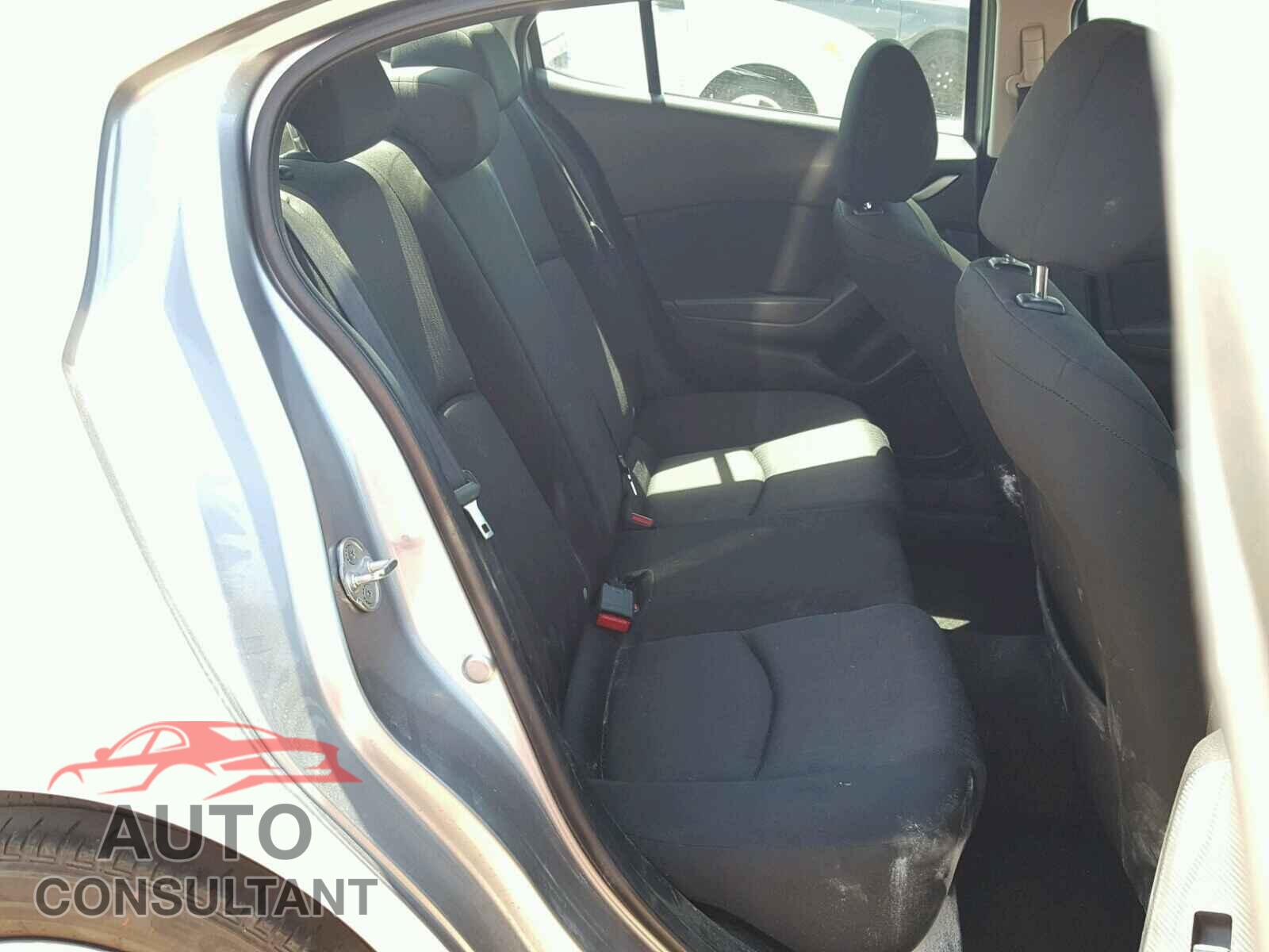 MAZDA 3 2015 - 3MZBM1U72FM190882