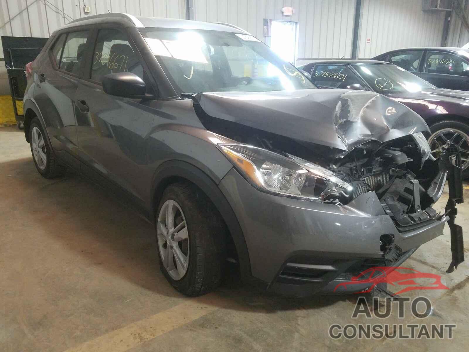 NISSAN KICKS 2018 - 3N1CP5CU4JL532282