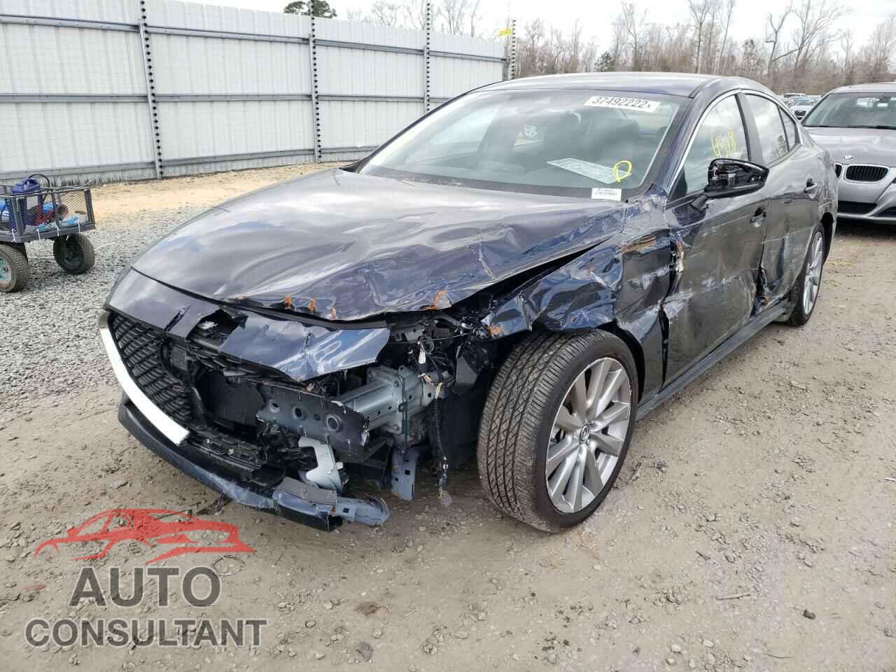MAZDA 3 2021 - JM1BPABLXM1329905