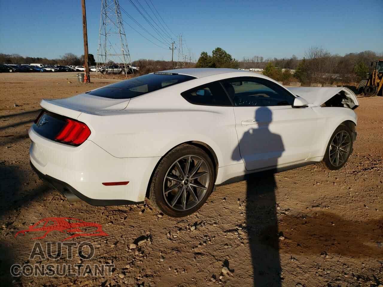 FORD MUSTANG 2018 - 1FA6P8TH0J5101751
