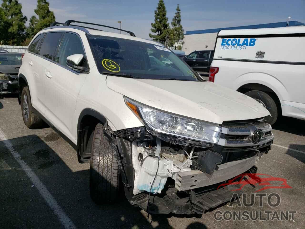 TOYOTA HIGHLANDER 2019 - 5TDJZRFH7KS608559