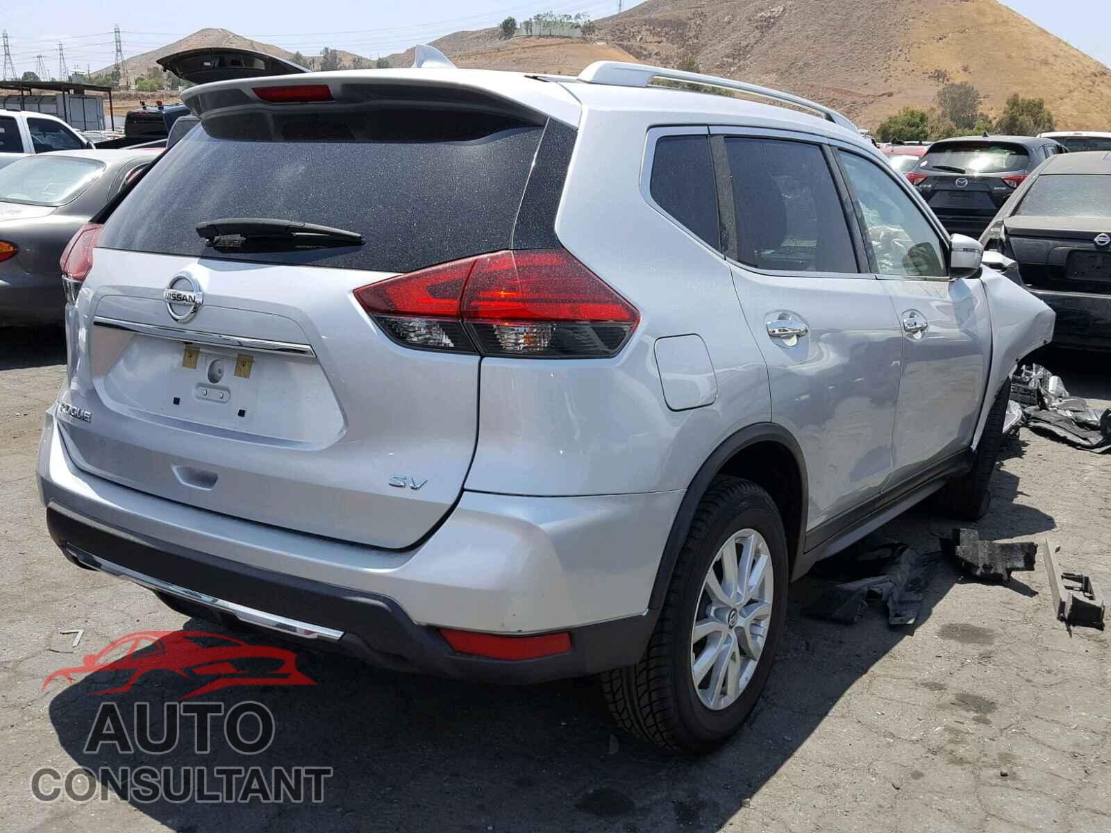 NISSAN ROGUE S 2017 - KNMAT2MT5HP510827