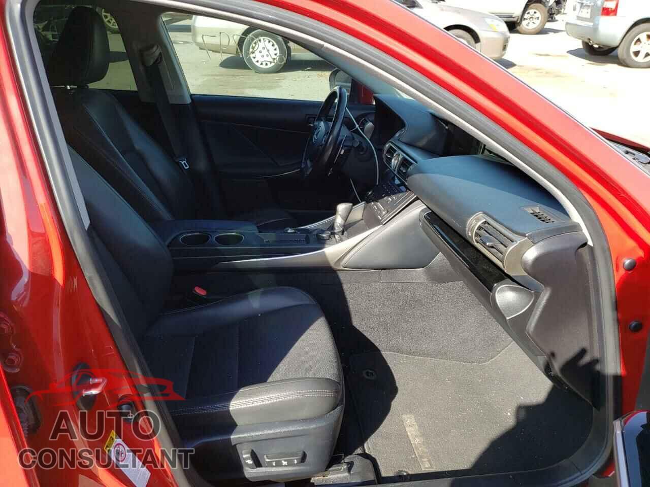 LEXUS IS 2016 - JTHBA1D29G5006009