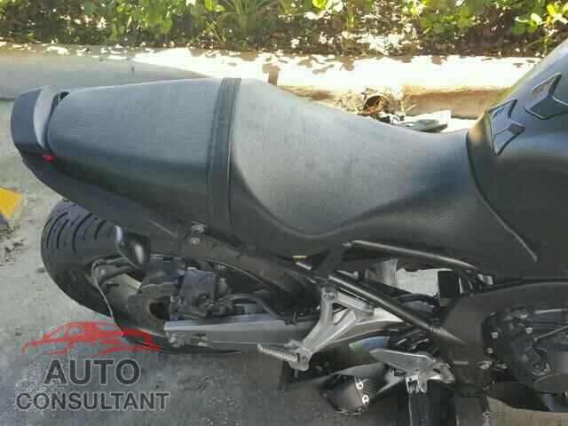 HONDA CBR CYCLE 2015 - MLHRC7403F5100121