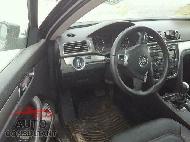 VOLKSWAGEN PASSAT 2015 - 1VWAT7A39FC019423