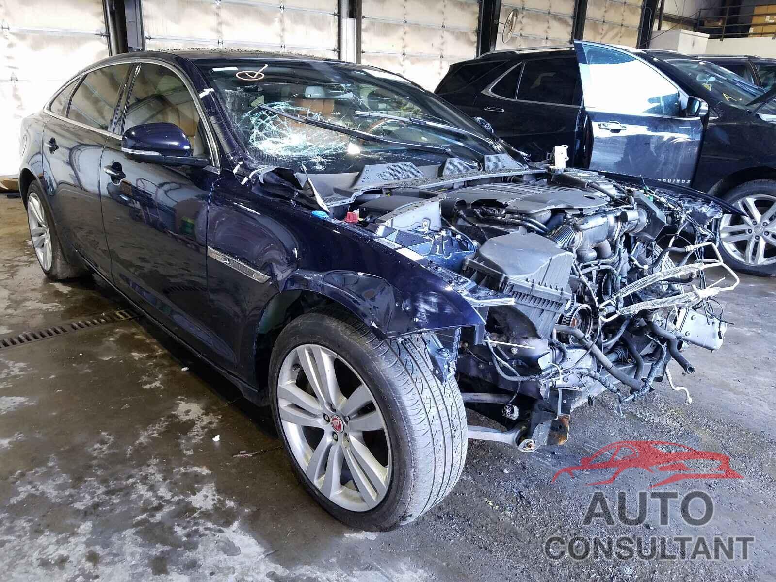 JAGUAR XJ 2016 - SAJWJ2GD9G8V97397