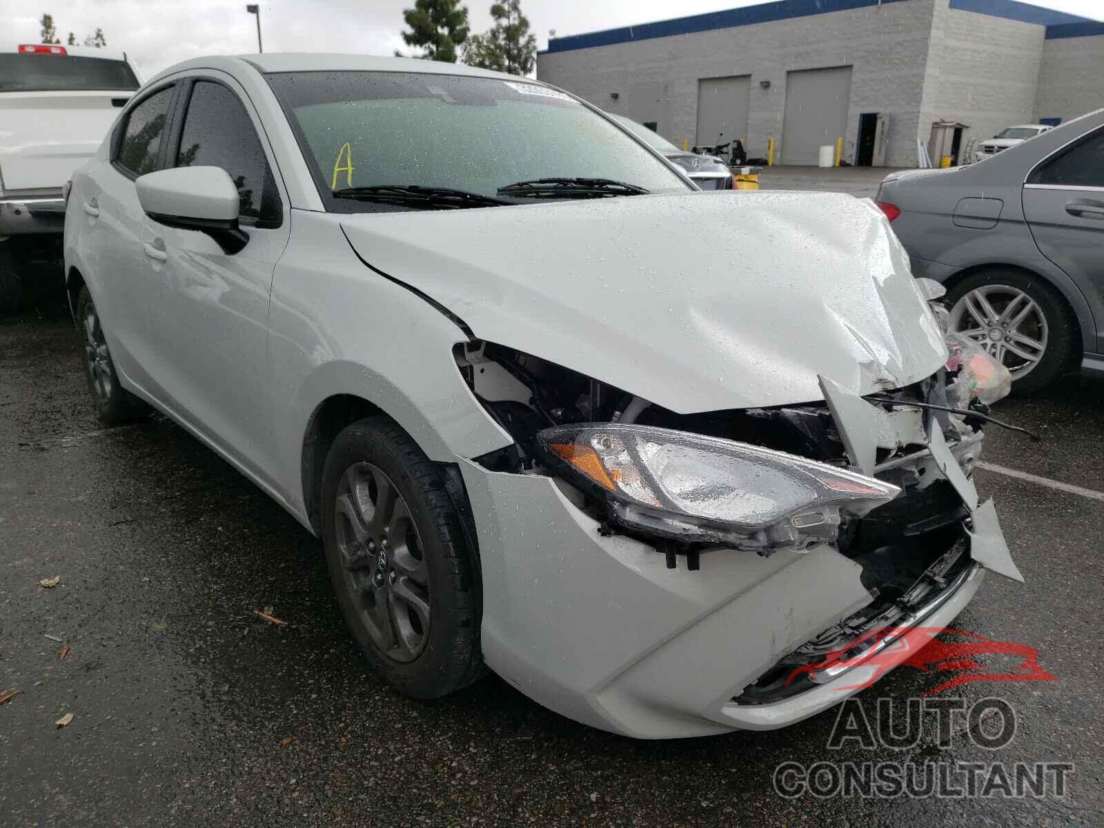 TOYOTA YARIS 2019 - 3MYDLBYV4KY523424
