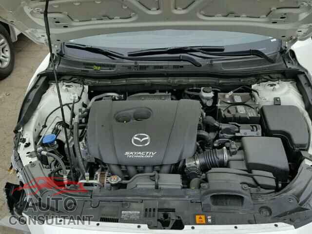 MAZDA 3 2017 - 3MZBN1V78HM109558